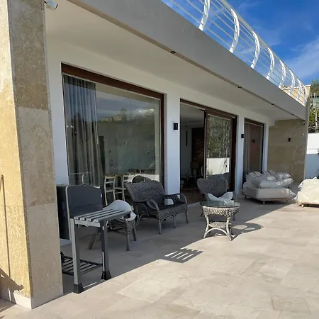 Ormalute Villa *